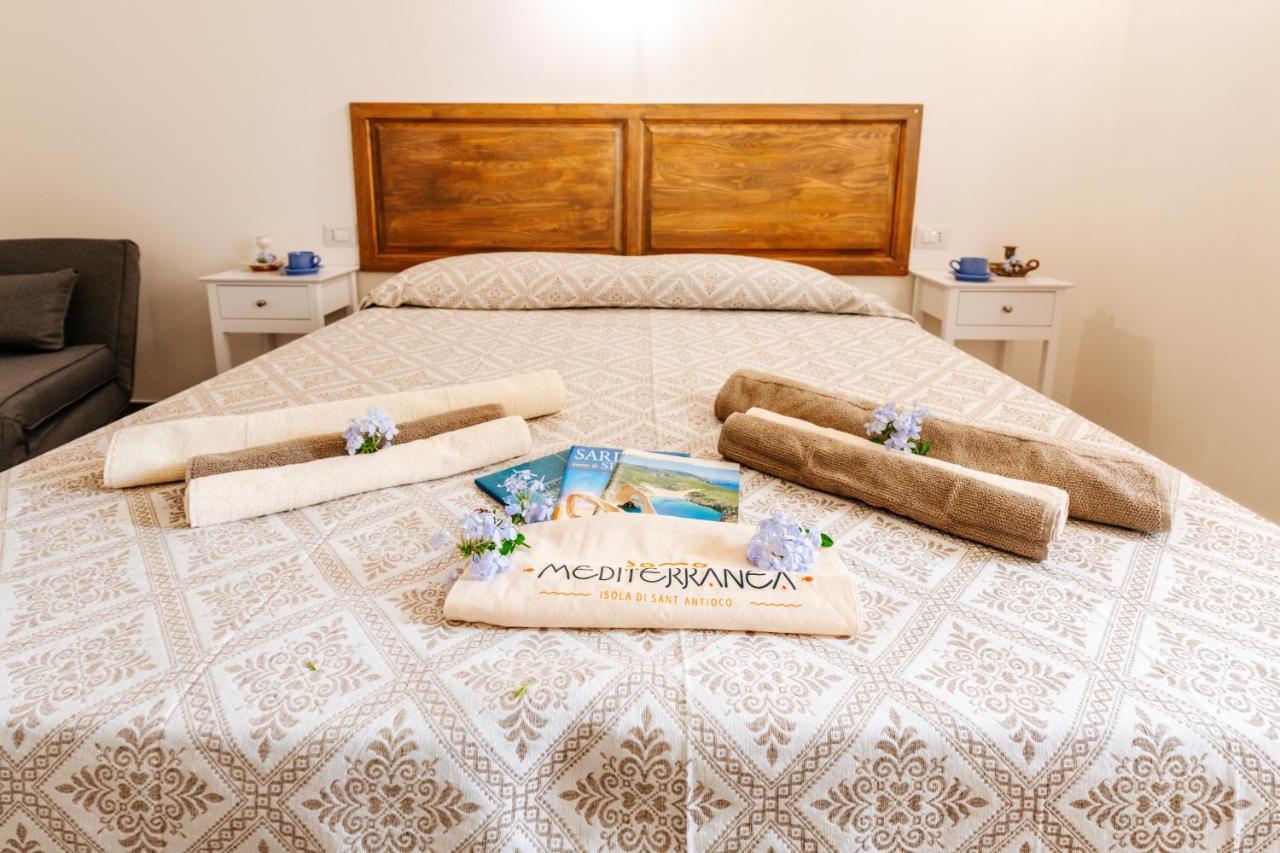 Domo Mediterranea Affittacamere-Guest House SantʼAntìoco Zewnętrze zdjęcie